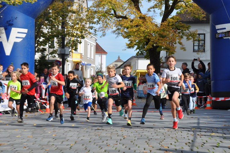 314 - Start U8 + U10 mä..JPG